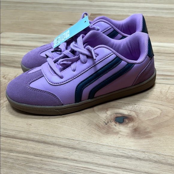 NWT kids Purple and navy Sneakers - Picture 2 of 4